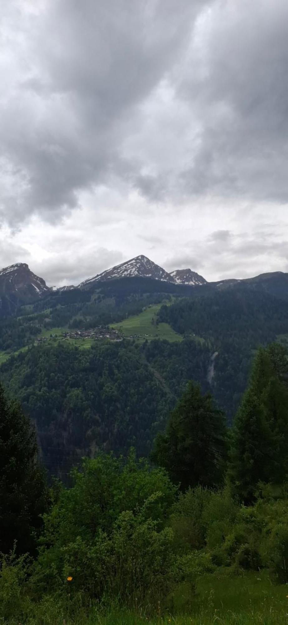 Fewo D'Rock Arosa- Center Of Nightlife By Nature Apartments Switzerland Pokoj fotografie